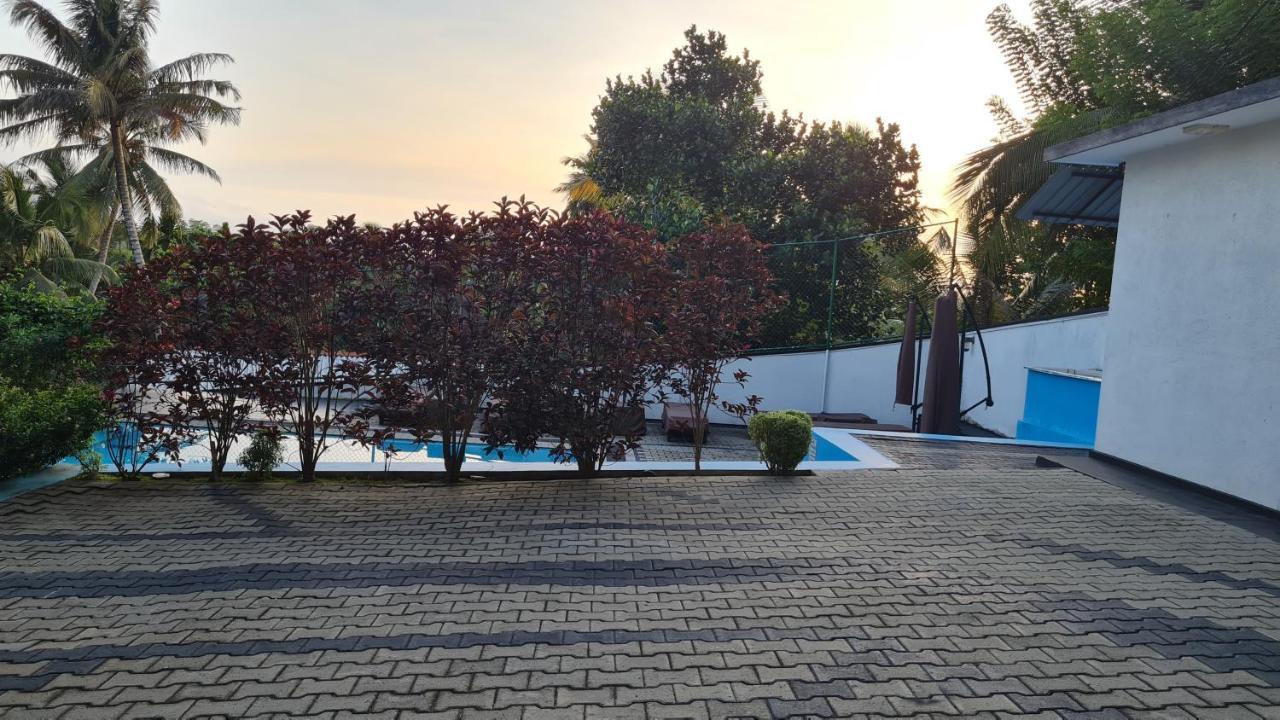 Villa 陶尔佩 外观 照片